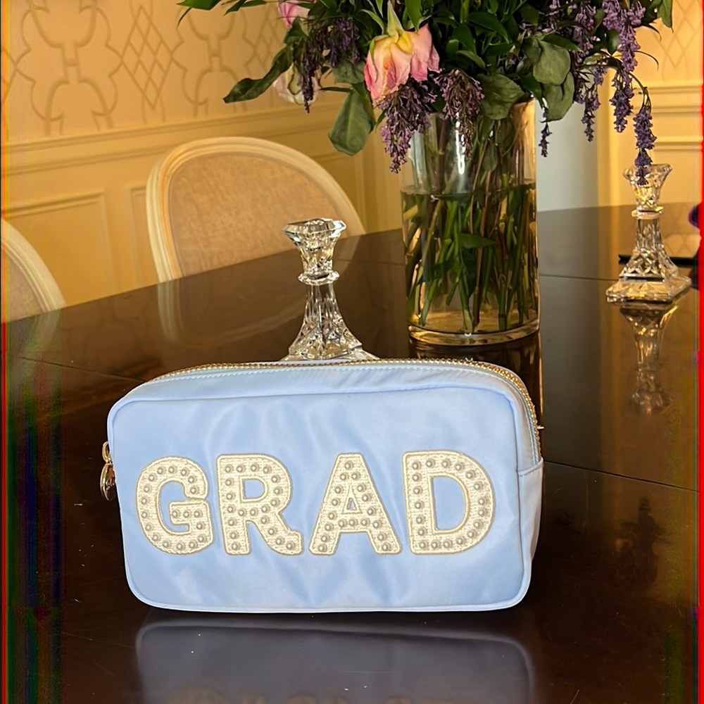 SCL Pastel Blue Pouch with GRAD in pearl patches NWT 🎓